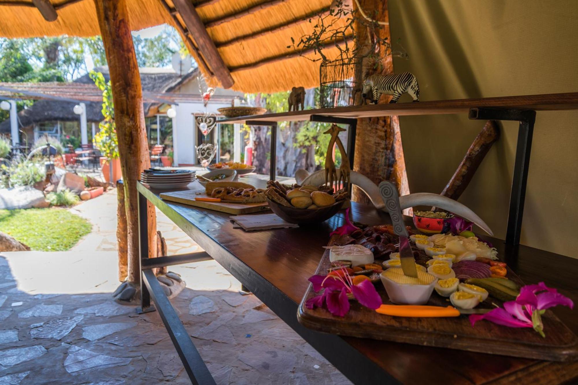 Gabus Safari Lodge Otavi Kültér fotó